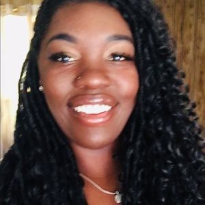 Meet your Posher, Juju